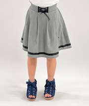 ハートローズ刺繍スカパン