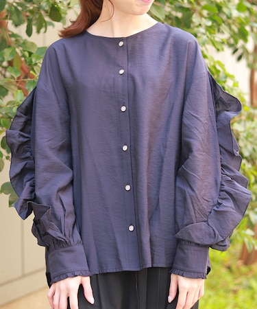 フリル袖ロングシャツ