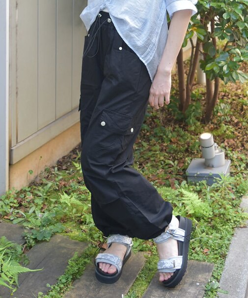 カーゴパンツ