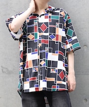 レトロステンドグラス柄シャツ