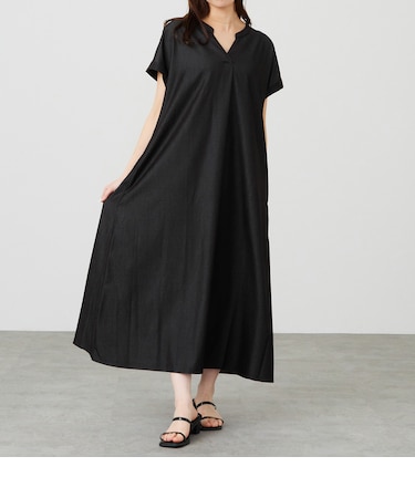 Vネックワンピース