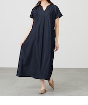 Vネックワンピース