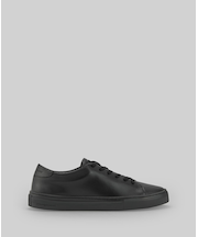 レスポンシブルレザーのスニーカー