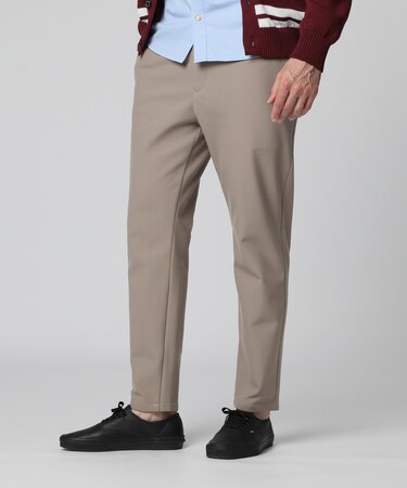 コミカルウォーム 　ワンタック テーパードパンツ