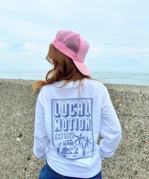 オブロングサーフバス長袖Tシャツ