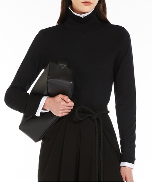 ピュア カシミヤ ハイネック ニット