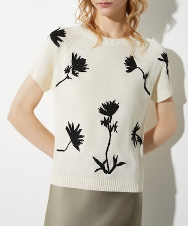 エンブロイダード ニット プルオーバー