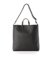 ソフトレザーショルダーバッグ