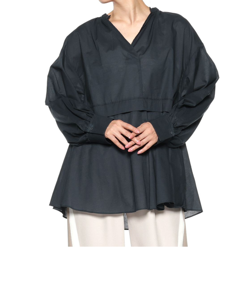 ウォッシャブル シアー素材ギャザーフレアブラウス