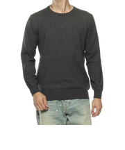 クルーネックニットプルオーバー