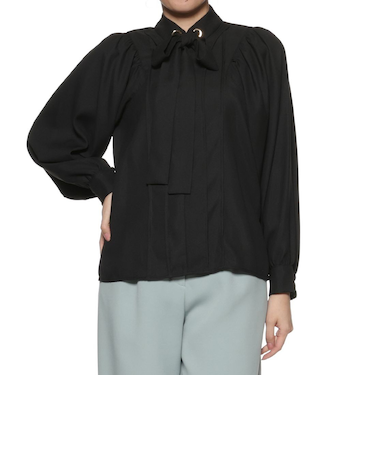 リボンタイ付ブラウス