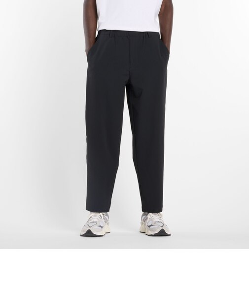 NB GREY テーパードパンツ