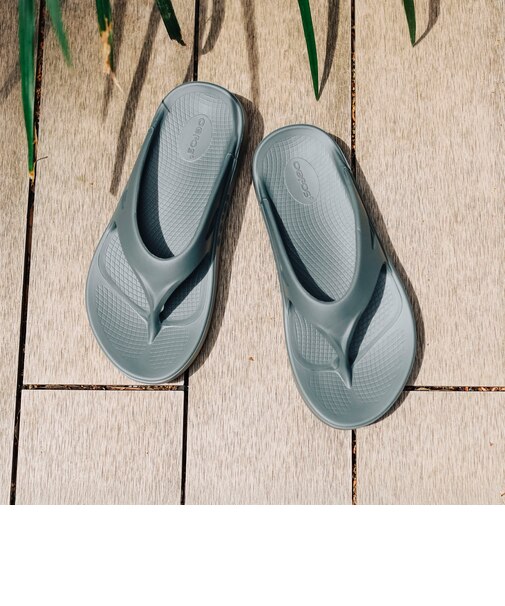 OOFOS / Ooriginal Sandals