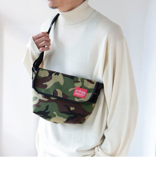 Manhattan Portage / 1603 Casual Messenger Bag