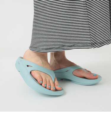 OOFOS / OOriginal（22～24cm）