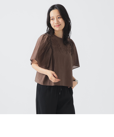 【手洗いOK】コード刺繍 ブラウス（S～M）