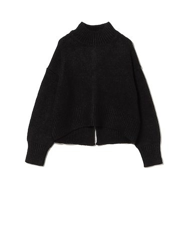 バック スリット ハイネック