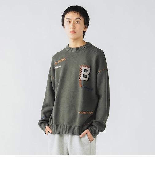 Bイニシャル レタード クルーネック ニット