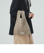 プレート付き ニット バッグ