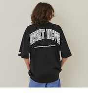 【大人向けサイズあり】【FORGETNEVER】バックアーチカレッジロゴ半袖Tシャツ_GLSW