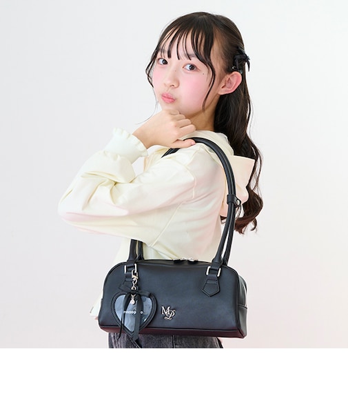 【ニコ☆プチ・Cuugal掲載】ハートチャームつきロングハンドルバッグ