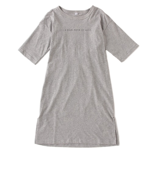 背中開きTシャツワンピース