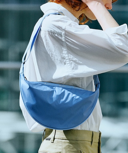 ESSENTIAL SLING シャンブレーブルーC｜レスポートサックの