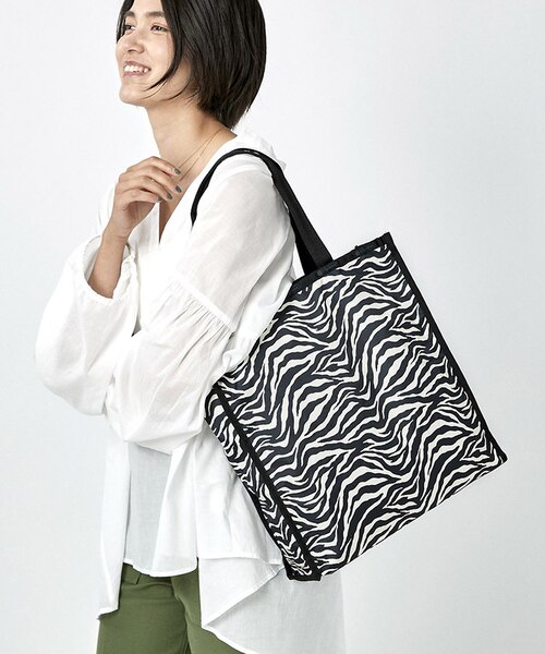 レスポートサック　ゼブラ ○9840 LeSportsac レスポートサック ハンドバッグ ゼブラ柄 黒
