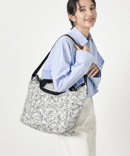 DELUXE EASY CARRY TOTE スケッチフローラルアイボリー
