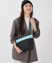 SMALL BUCKET BAG ディープシー/ペールターコイズ