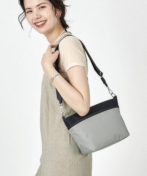 SMALL BUCKET BAG ドーブグレー/ディープシー