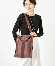 ESSENTIAL SM BOOK TOTE チョコレートC