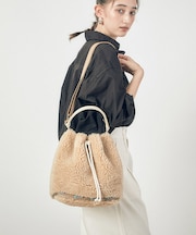 MED DRAWSTRING BAG ファーストウォームベージュファー