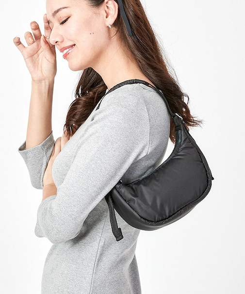 GY MINI CRESCENT HOBO ミッドナイトノワール