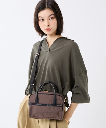 SQUARE TH CROSSBODY アップタウンダークチョコ/ブラック