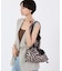 E/W CITY DRAWSTRING BAG  アップタウンラフィアゼブラ/ブラック