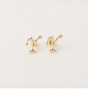 アルファベット ピアス