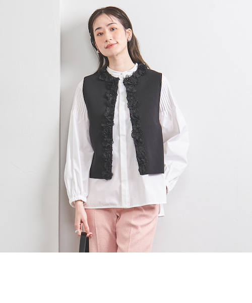 ユナイテッドアローズ　3D フラワーモチーフ ノースリーブ ニットベスト UNITED ARROWS 3D フラワーモチーフ ノースリーブニットベスト