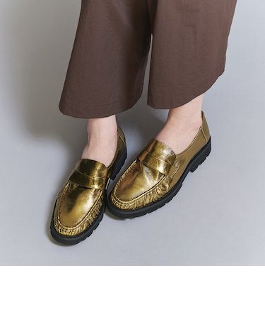 ＜ARTESANOS＞レザー メタリック ギャザーローファー