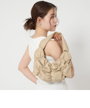 ギャザー ムーン ワンショルダーバッグ