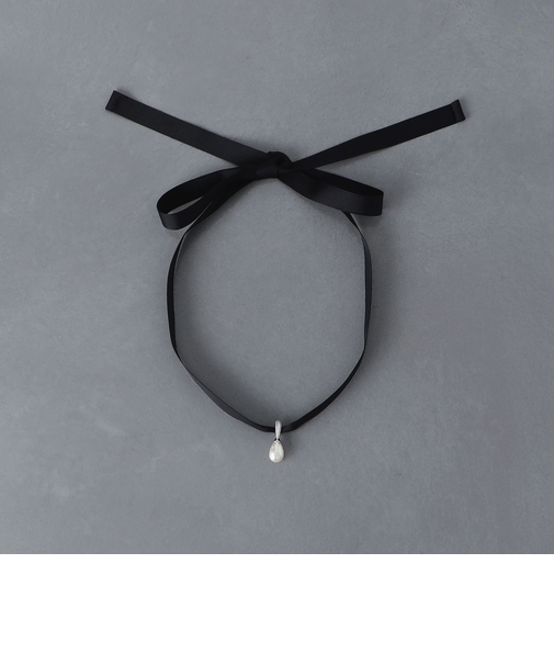 ドロップ プラスチックパール リボンネックレス