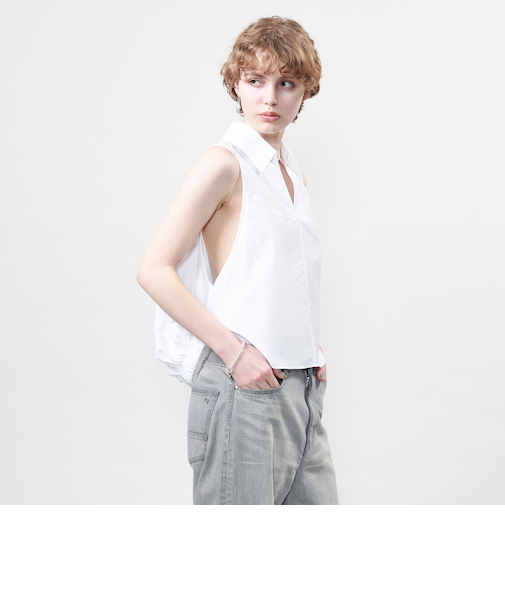 ＜ASTRAET＞バックギャザー スキッパー ノースリーブブラウス