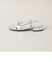 パールライクビジュー サンダル30↑