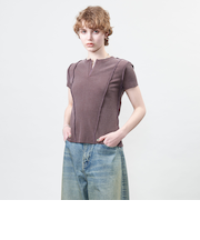 ＜ASTRAET＞リブ キーネック カットソー