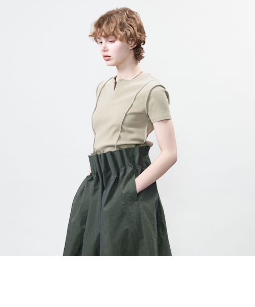 ＜ASTRAET＞リブ キーネック カットソー