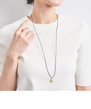 ビーンシェイプ コードネックレス