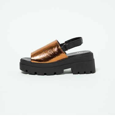 ＜SY＞ ボリュームソール サンダル70●