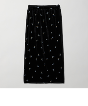 ベロア エンブロイダリー タイトスカート ＜A DAY IN THE LIFE＞