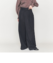 ＜ASTRAET＞タック ワイド フレアパンツ