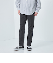 シグネチャーデニム スリムテーパード デニムパンツ